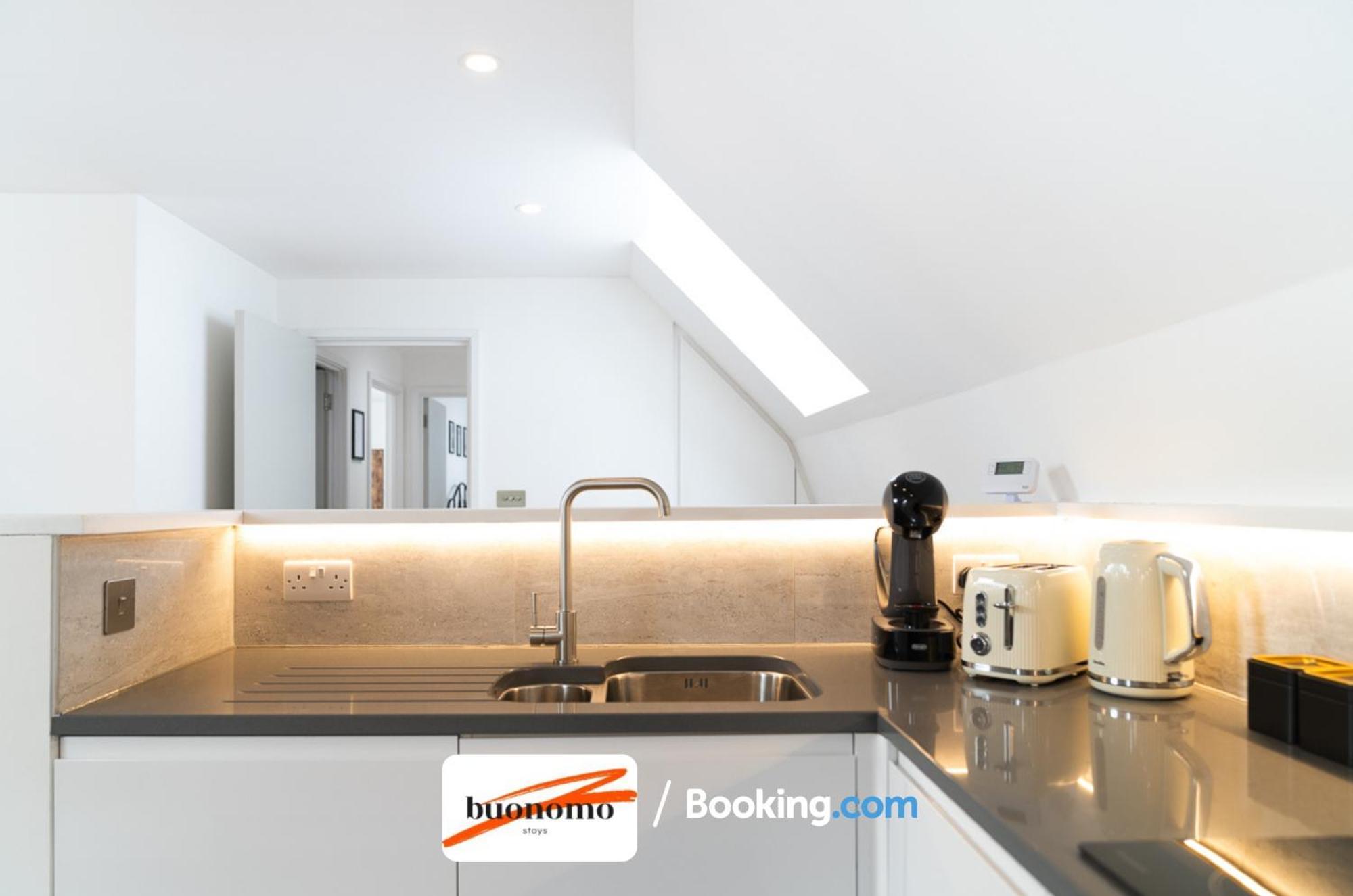 Two Bedroom Apartment At Buonomo Stays Short Lets & Serviced Accommodation London Ngoại thất bức ảnh