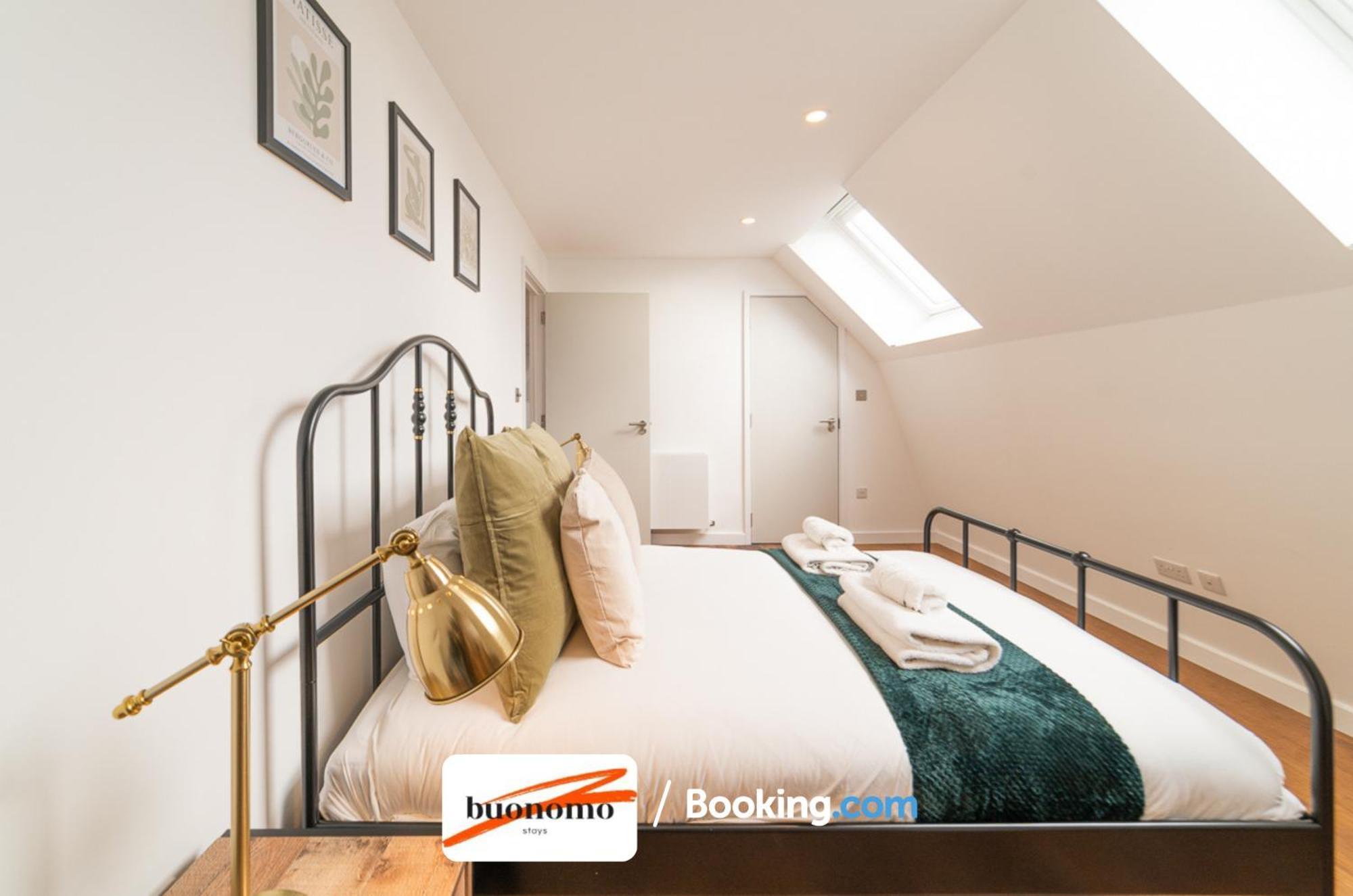 Two Bedroom Apartment At Buonomo Stays Short Lets & Serviced Accommodation London Ngoại thất bức ảnh